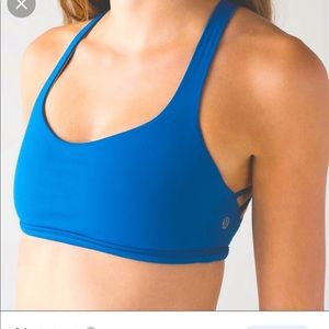 Lululemon blue free to be wild bra size 8